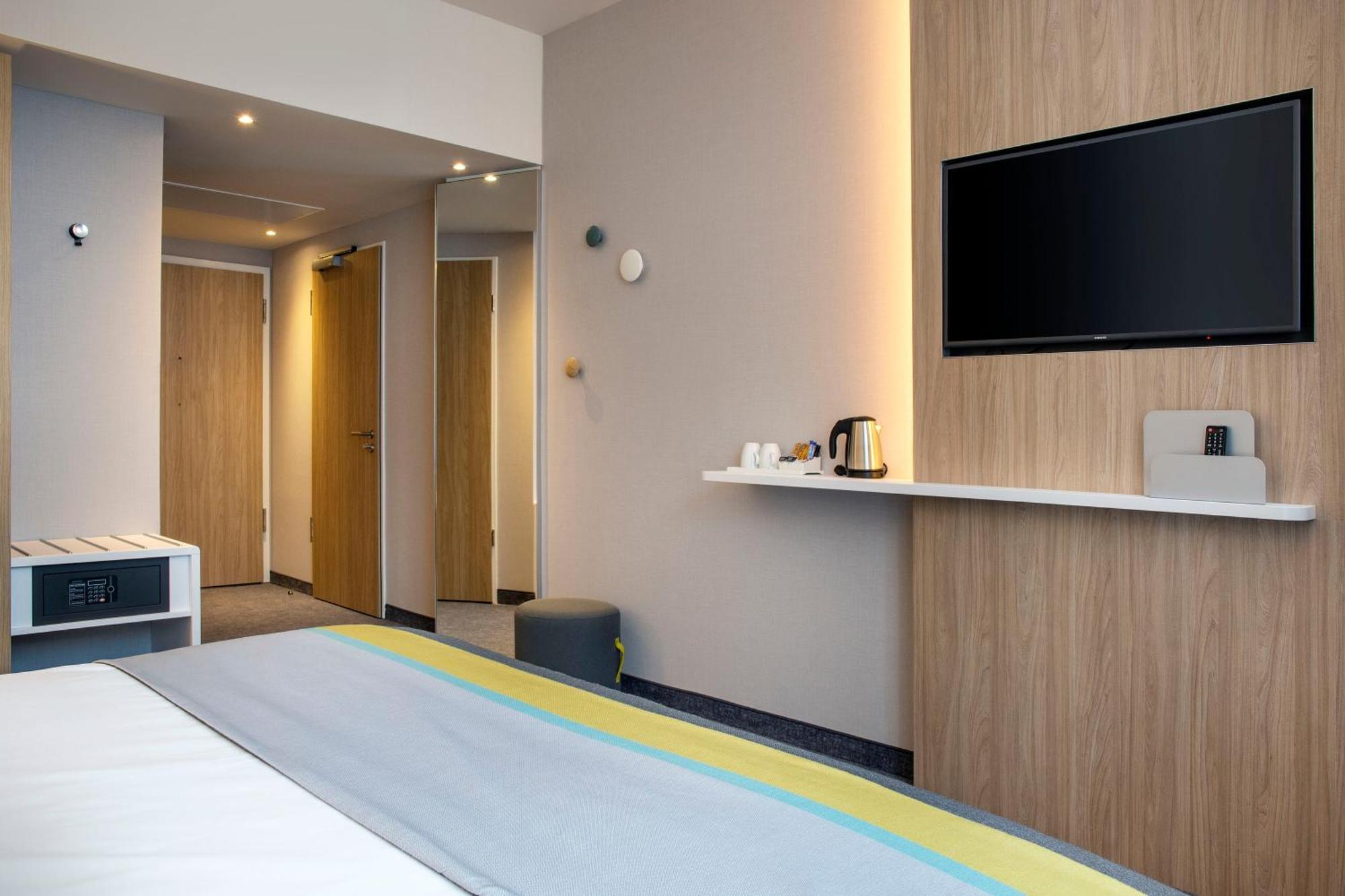 Holiday Inn Express Stuttgart-Waiblingen By Ihg Eksteriør billede