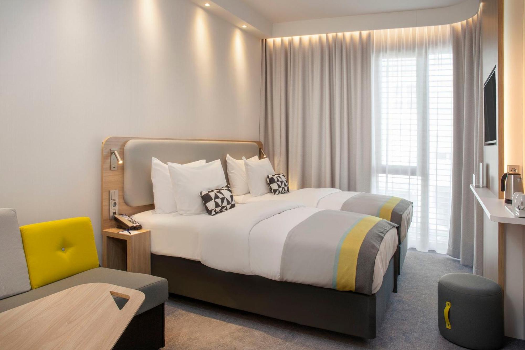 Holiday Inn Express Stuttgart-Waiblingen By Ihg Eksteriør billede