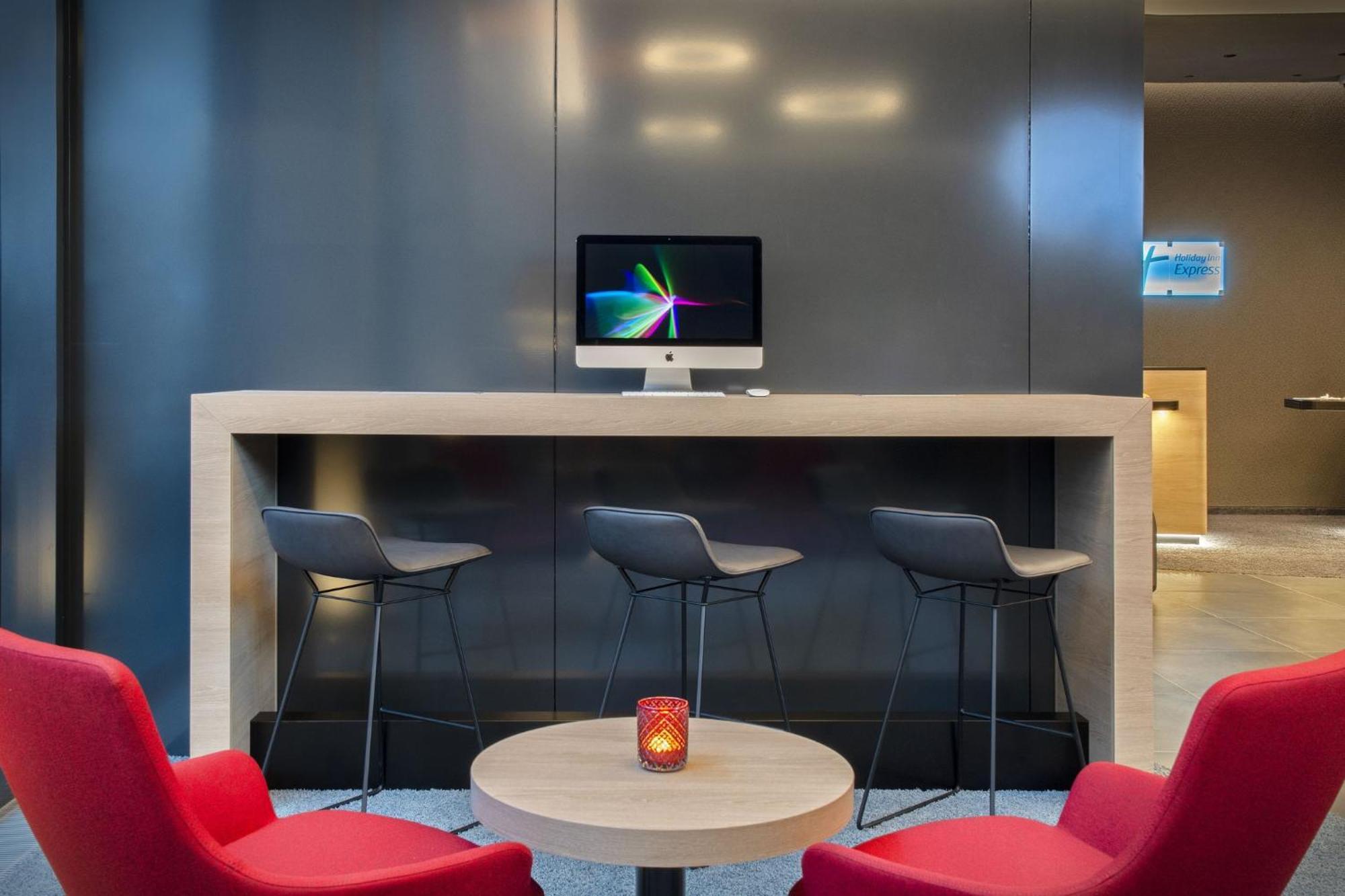 Holiday Inn Express Stuttgart-Waiblingen By Ihg Eksteriør billede