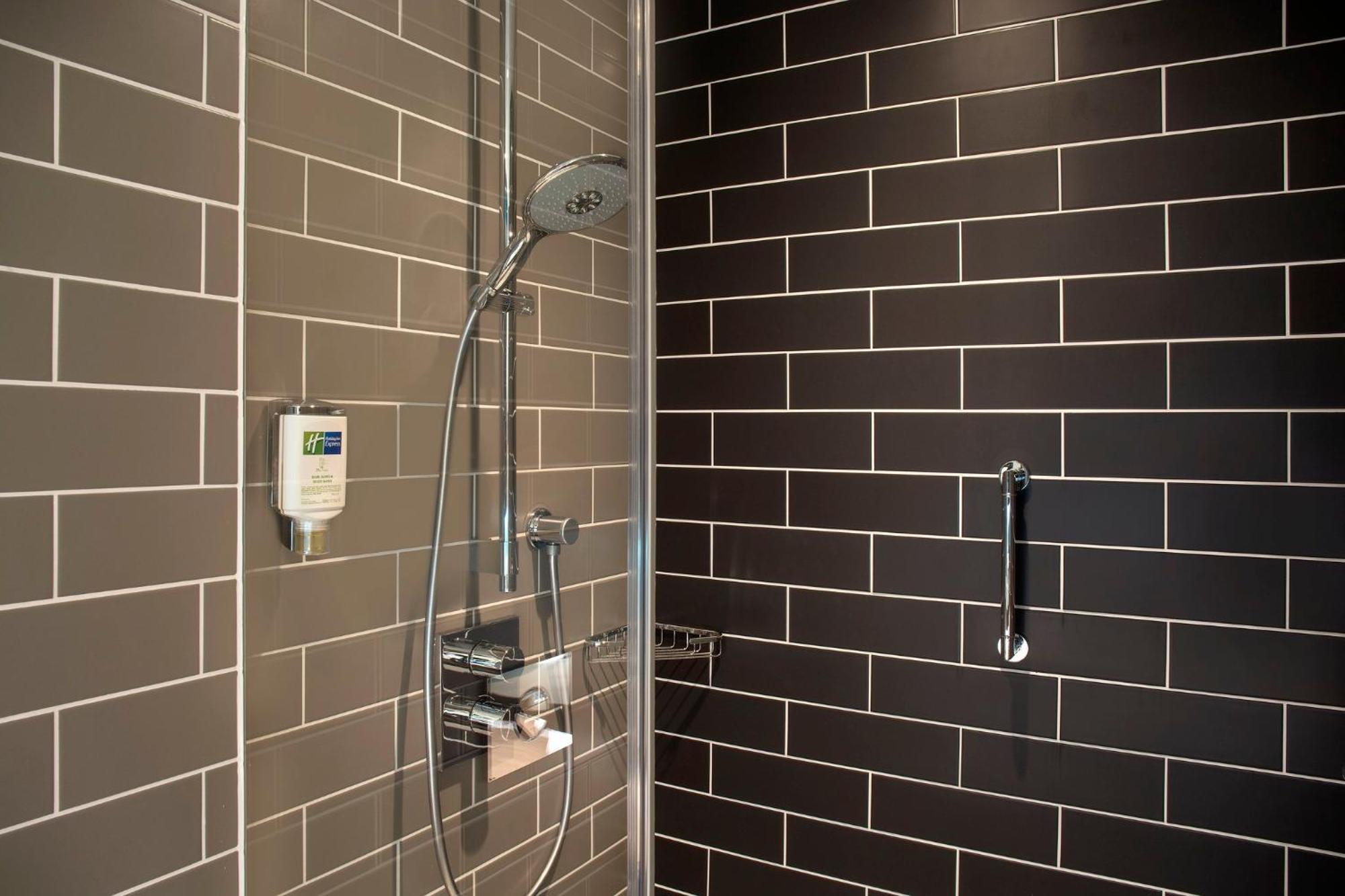 Holiday Inn Express Stuttgart-Waiblingen By Ihg Eksteriør billede